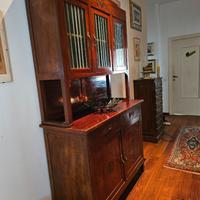 Credenza antica