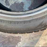 4 gomme invernale erano montati su Maserati