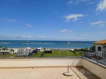 Casa vacanza fano mare CIN IT041013C2MJDFNG7F