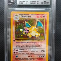 Carta Pokémon Charizard Prima edizione Set Base 