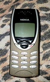 Nokia 8210
