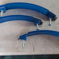 3 maniglie blu per ante o cassetti