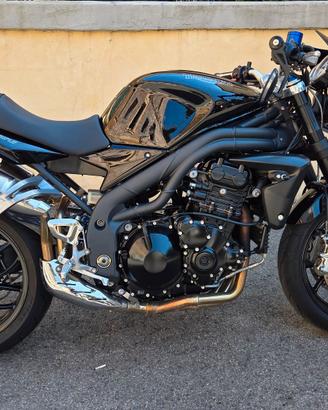 Triumph speed triple 1050 2010