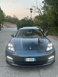 Porsche Panamera 4S 4.8 V8