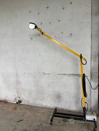 Lampada da terra professionale da officina