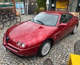 Alfa romeo gtv 2.0 turbo v6