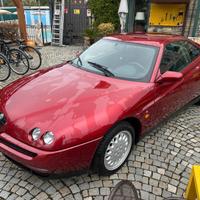 Alfa romeo gtv 2.0 turbo v6