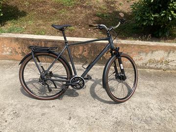 Bicicletta Cube Katmandu Pro