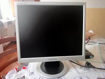 monitor 17"