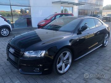 Audi A5 2.0 TFSI 180 CV Ambition