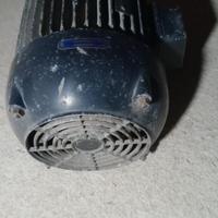 MOTORE ELETTRICO TRIFASE 5,5 KW 7,5 CV -2880 GIRI