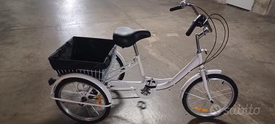 Triciclo per adulti