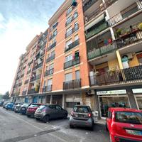 Magliana - locale commerciale