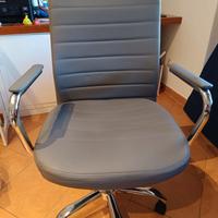 Poltrona da ufficio Tyler grigio, marca  Tomasucci