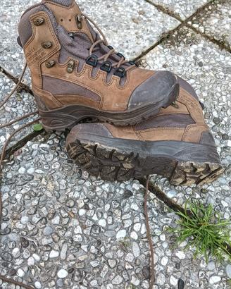 Scarponcini da montagna 