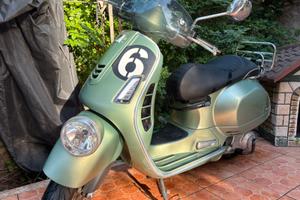 VESPA 6 GIORNI PERFETTA MENO DI 5.000 km