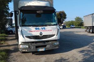 RENAULT MIDLUM 220