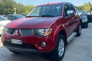 Mitsubishi L200 2.5 DI-D/136CV cambio automatico 4