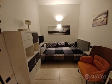 Staza camera appartamento mono locale singolo -aut