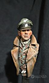 busto colorato in resina scale 1/12 