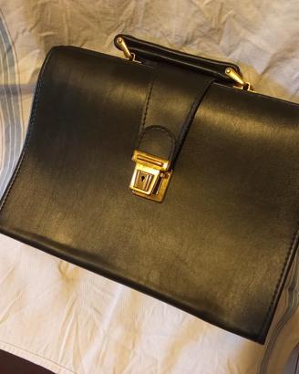 Borsa in pelle nera MAI UTIZZATA tipo medico