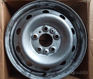 Due cerchi per Ducato da 15". 50euro