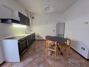 Appartamento 60 mq Porto Mantovano zona strategica