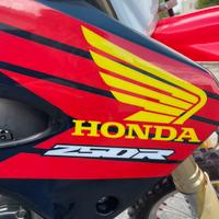 HONDA CR 250 r