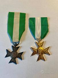 Medaglia croce d'argento e d'oro per anzianità