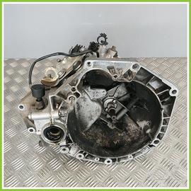Cambio Manuale FIAT PUNTO 1a Serie 176A8000