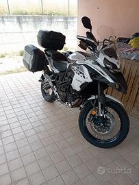 Benelli trk 502 x 