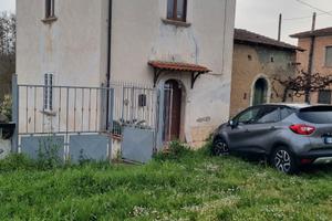 Casa indipendente con terreno