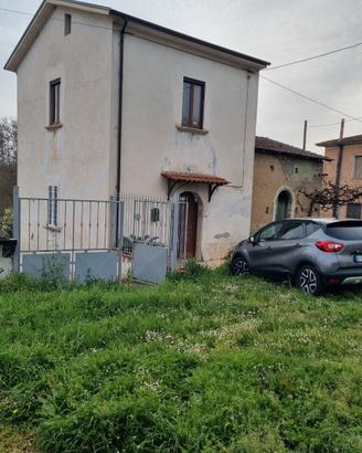 Casa indipendente con terreno