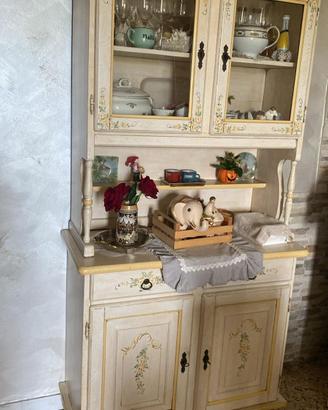 Credenza cucina e mobili sala