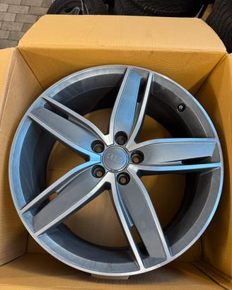 cerchi originali audi S3