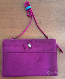 Borsa con tracolla colore fuxia