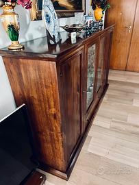 Credenza in legno noce stile antico