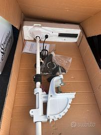 kayak watersnake 44 Lb + supporto poppa + comandi