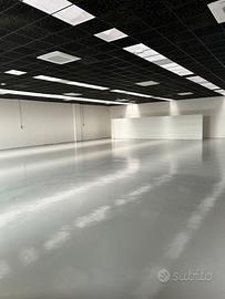 Iteressante immobile commerciale