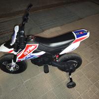 Moto elettrica bimbo