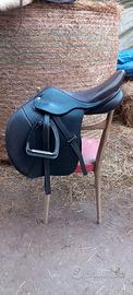 sella inglese da salto 