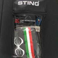 Guanti da boxe Sting + fasce per le mani