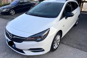 Opel Astra 1.5 CDTI 105 CV S&S Sports Tourer Busin