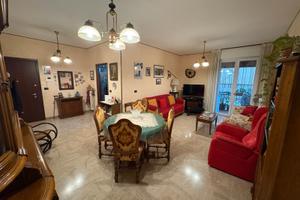 Appartamento semi ristrutturato