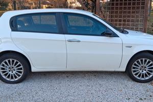 Alfa 147  T spark  GPL