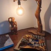 lampada in legno