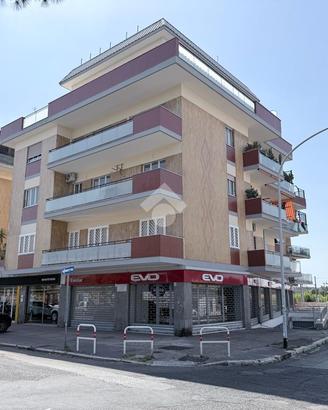 4 LOCALI A ROMA
