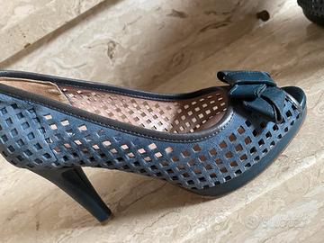 Scarpe col tacco in pelle FRAU