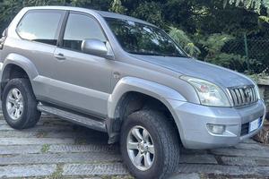 Toyota kdj 125  5 posti autocarro