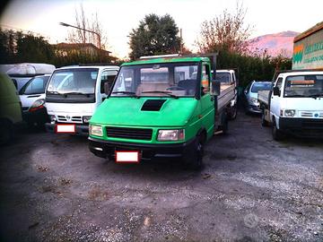 IVECO DAILY 35 DIESEL RIBALTABILE TRILATERALE